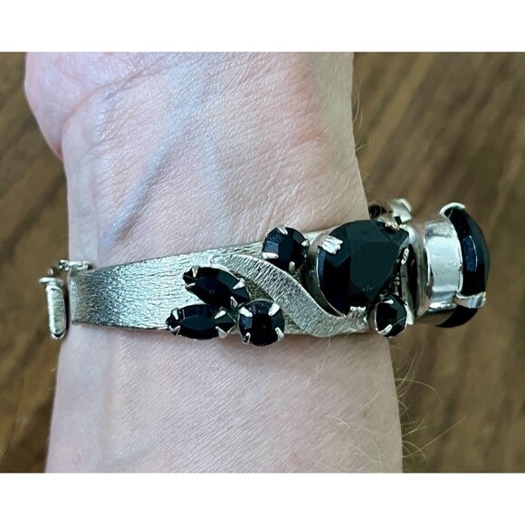 Vintage Juliana Style Silver Tone Clamper Bracelet Black Rhinestone Whimsigoth - Picture 8 of 10